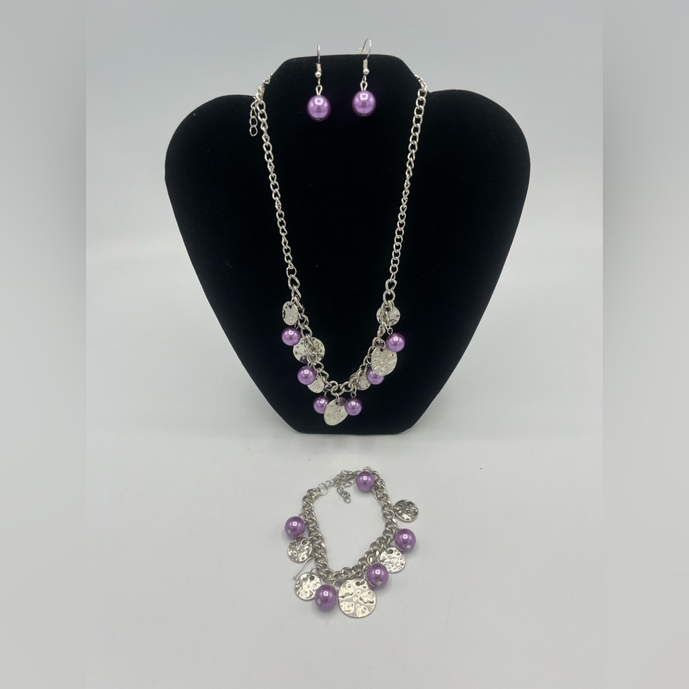 Paparazzi Silver and Purple Necklace Set